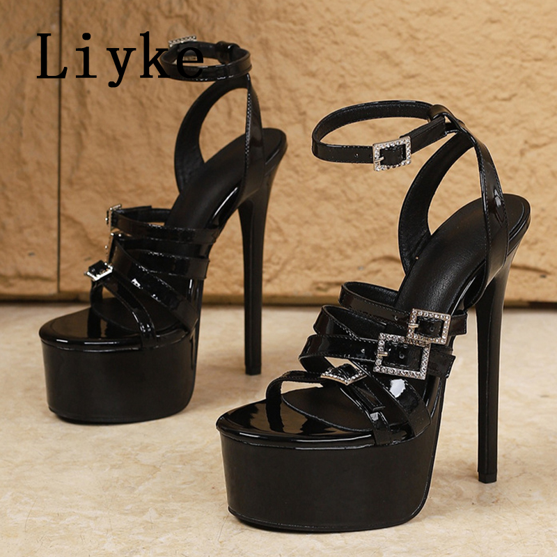 Women Fashion Model - Liyke Model Show Sandal Platform Wanita