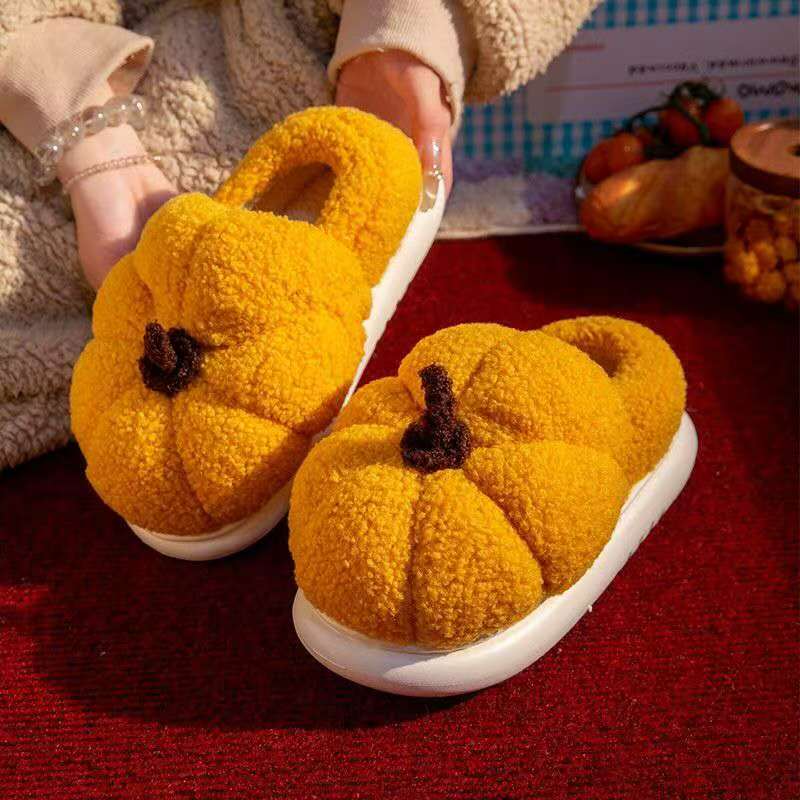 Women Fashion Fun - Sepatu rumah berbentuk labu yang lucu,